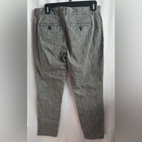 Gap slim city Black and White Patterned Pants, size 4R - Picture 3 of 5
